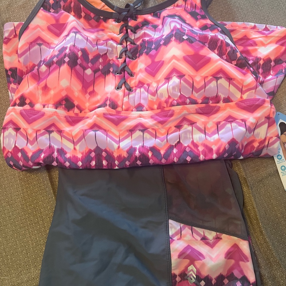 Women's Tankini Free Country NWTS!! Sz Lrg 12/14 .grey pink purple - Picture 3 of 5